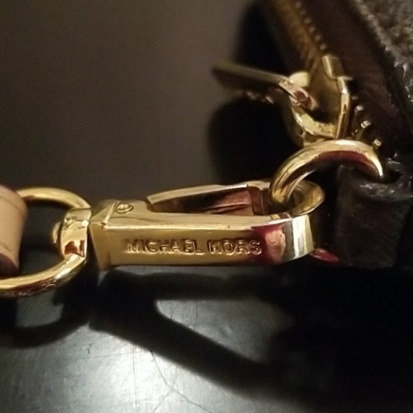 Michael Kors jet set zip around small wristlet - Picture 6 of 7